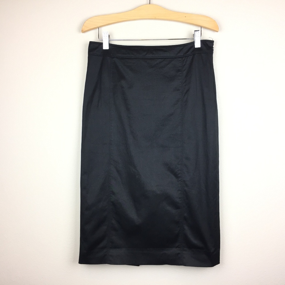 Burberry womens black pencil  skirt Size 8 career